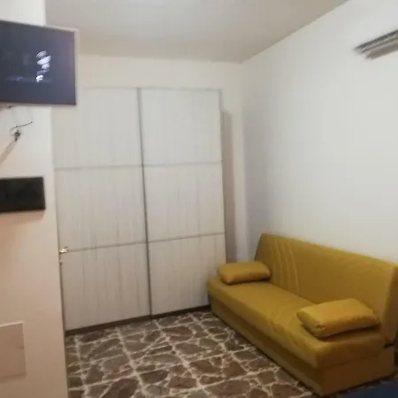 La Casa Di Gio * تاورمينا